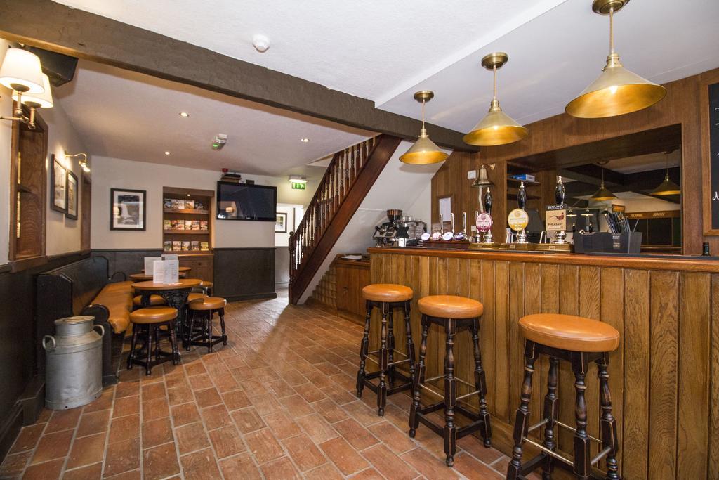Craven Heifer Hotel Ингълтън Екстериор снимка