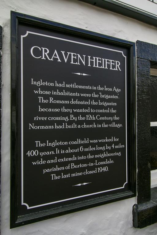 Craven Heifer Hotel Ингълтън Екстериор снимка
